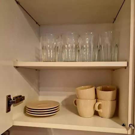 Seaside Apartment, Two Rooms, Private Parking Apartamento *