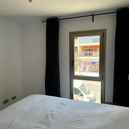Seaside Apartment, Two Rooms, Private Parking * Alcala (Tenerife)
