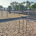 Seaside Apartment, Two Rooms, Private Parking Διαμέρισμα