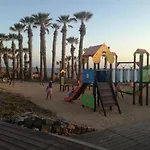 Seaside Apartment, Two Rooms, Private Parking Διαμέρισμα Alcalá la Real