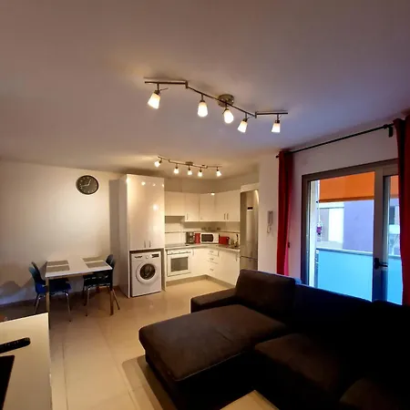 Apartment Seaside Apartment, Two Rooms, Private Parking Alcala (Tenerife)