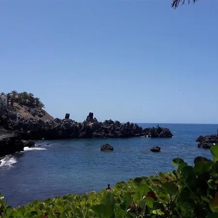 Apartment Seaside Apartment, Two Rooms, Private Parking Alcala (Tenerife)