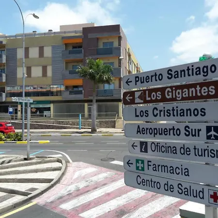 Seaside Apartment, Two Rooms, Private Parking Apartment Alcala (Tenerife)