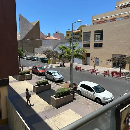 Apartment Seaside Apartment, Two Rooms, Private Parking Alcala (Tenerife)