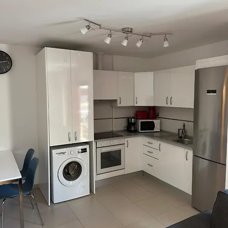 Seaside Apartment, Two Rooms, Private Parking * Alcalá