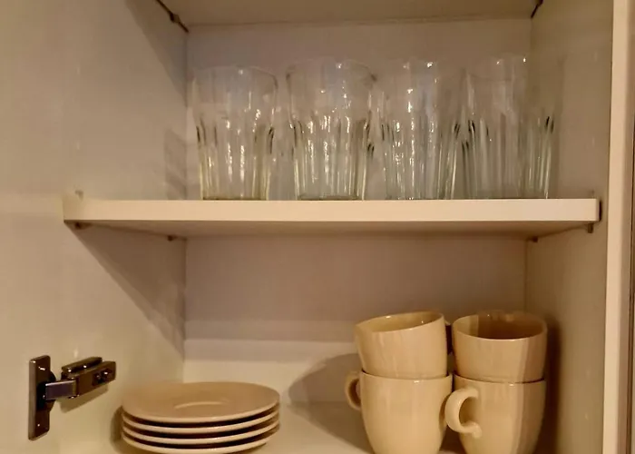 Seaside Apartment, Two Rooms, Private Parking 公寓 *