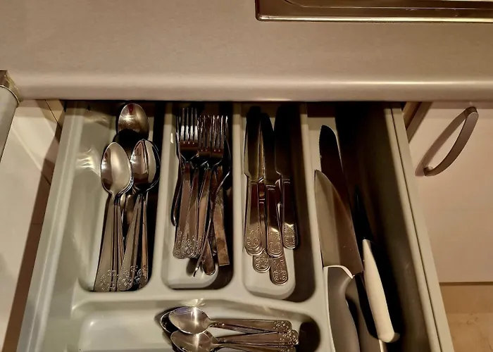 Seaside Apartment, Two Rooms, Private Parking 公寓 *