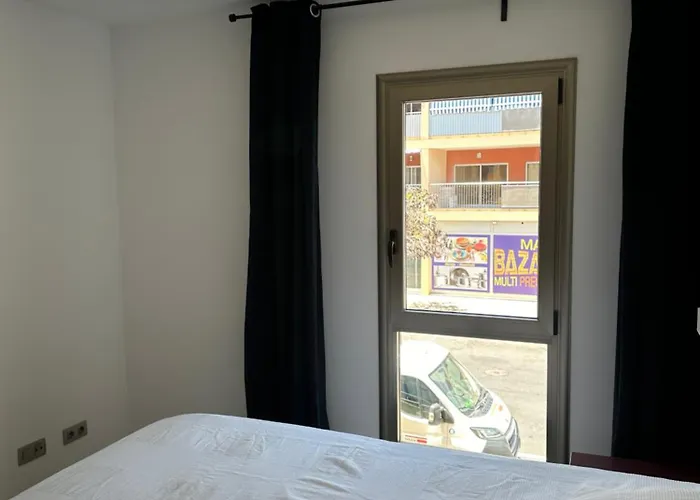 Seaside Apartment, Two Rooms, Private Parking * Alcalá la Real