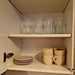 Seaside Apartment, Two Rooms, Private Parking Apartamento *