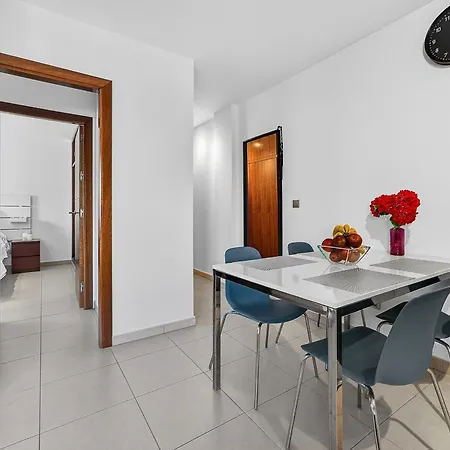 Seaside Apartment, Two Rooms, Private Parking * Alcalá la Real