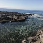 Seaside Apartment, Two Rooms, Private Parking