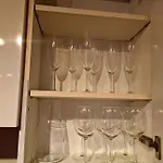 Seaside Apartment, Two Rooms, Private Parking شقة *