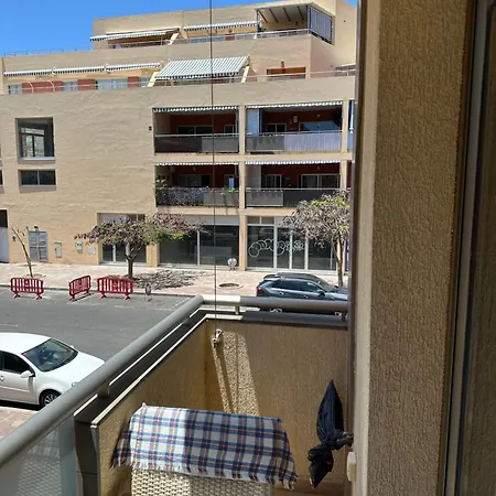 Seaside Apartment, Two Rooms, Private Parking