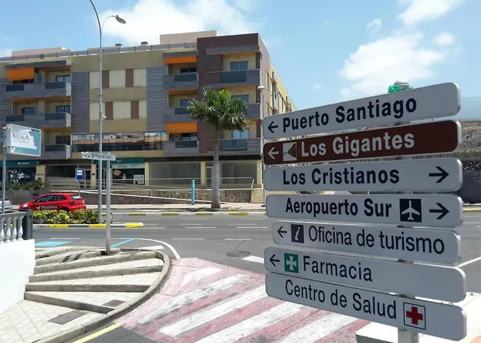 Seaside Apartment, Two Rooms, Private Parking 아파트 Alcalá